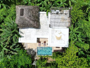 Jungle Rooftop Villa, near beach